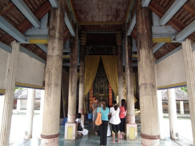 วิหารละโว้ หรือ วิหารพระศิลา<br>