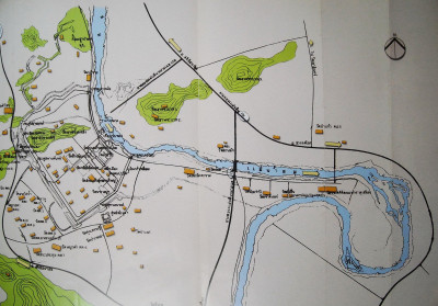 <br>ภาพวาดแผนที่และขอบเขตเมืองโบราณศรีสัชนาลัย  กรมศิลปากร ประกาศกำหนดเขตที่ดินโบราณสถานอุทยานประวัติศาสตร์ศรีสัชนาลัย โดยประกาศในราชกิจจานุเบกษาเล่มที่ 105 ตอนที่ 57 ลงวันที่ 12 เมษายน พ.ศ. 2531 เนื้อที่ 28,217 ไร่ หรือ 45.14 ตารางกิโลเมตร มี โบราณสถาน 283 แห่ง ทั้งในและนอกกำแพงเมือง  