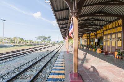 <br>ชานชาลาสถานีรถไฟกันตัง