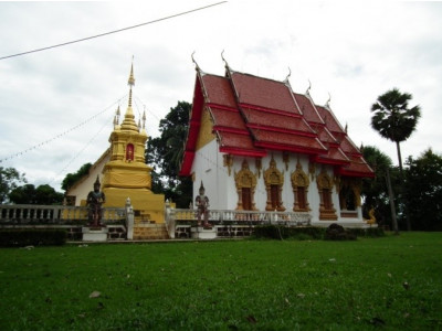 วิหารวัดพระธาตุไฮสร้อย<br>