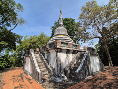 พระเจดีย์บนเขาพิหาร<br>